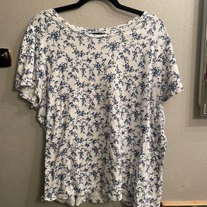 Gap short sleeve T